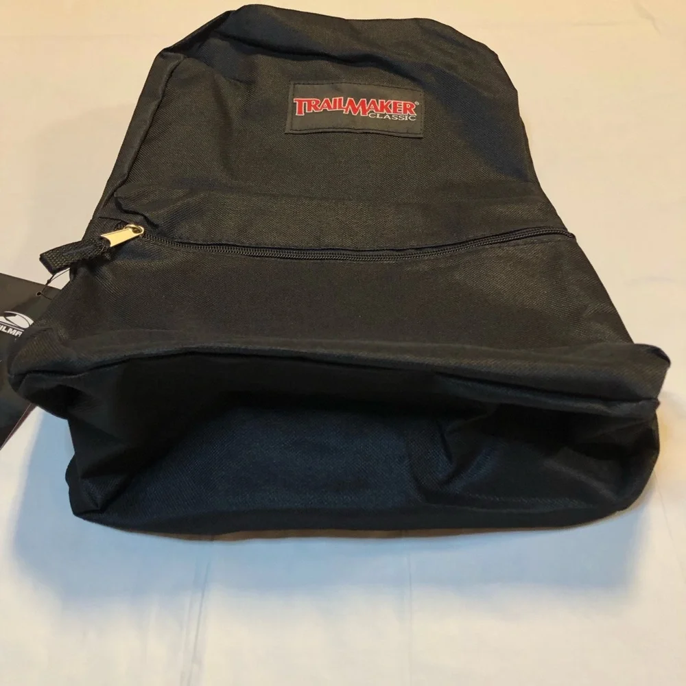 NWT Trailmaker Adjustable Strap 17-inch Black Backpack